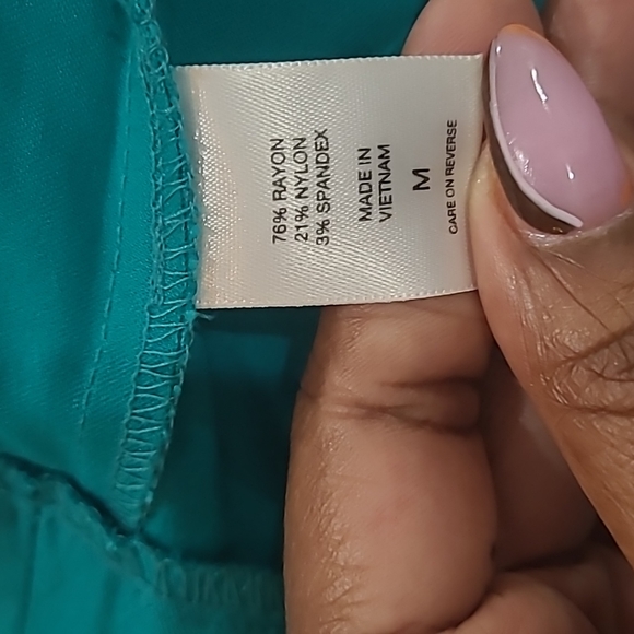 Excellent Condition NY & Comp 7th Ave Stretch Ankle pants. Size M - Picture 8 of 9